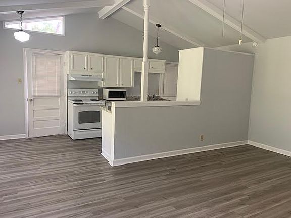 5th image of 1497 Southwood Dr