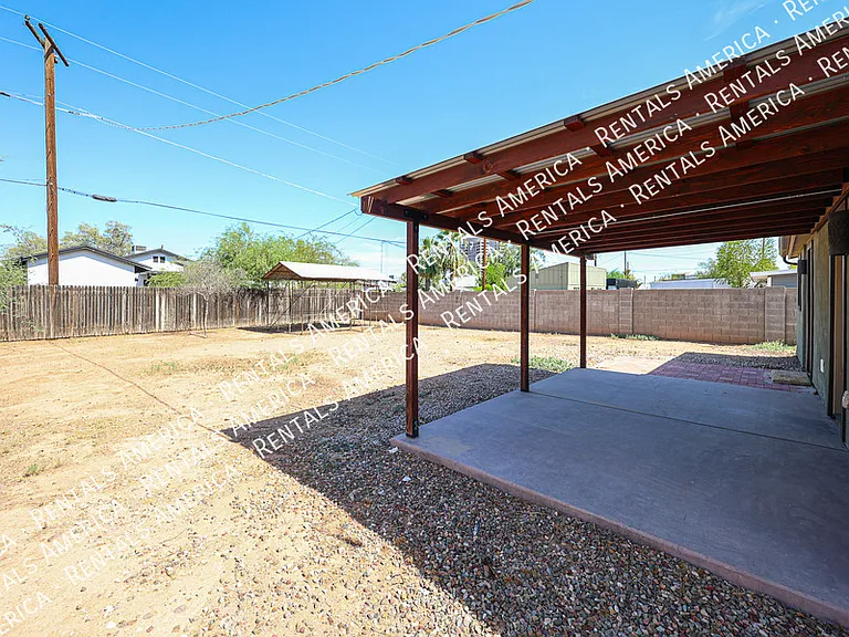 3809 N 9th St — Photo 35