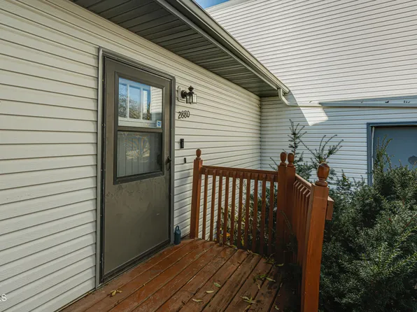 2880 Warwick Loop, Bismarck, ND 58504