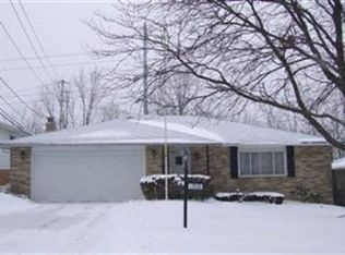 13550 Sherwood Cir, Garfield Heights, OH 44125