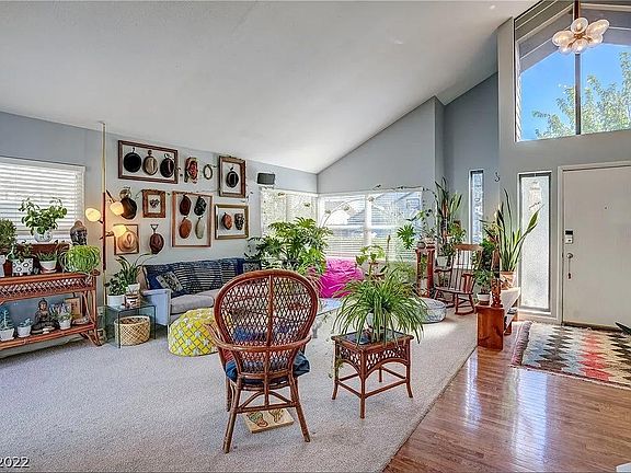 3rd image of 4203 Walhaven Ct