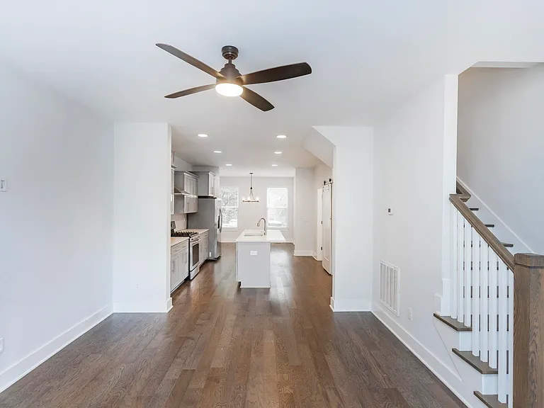 708 Tral St — Photo 8