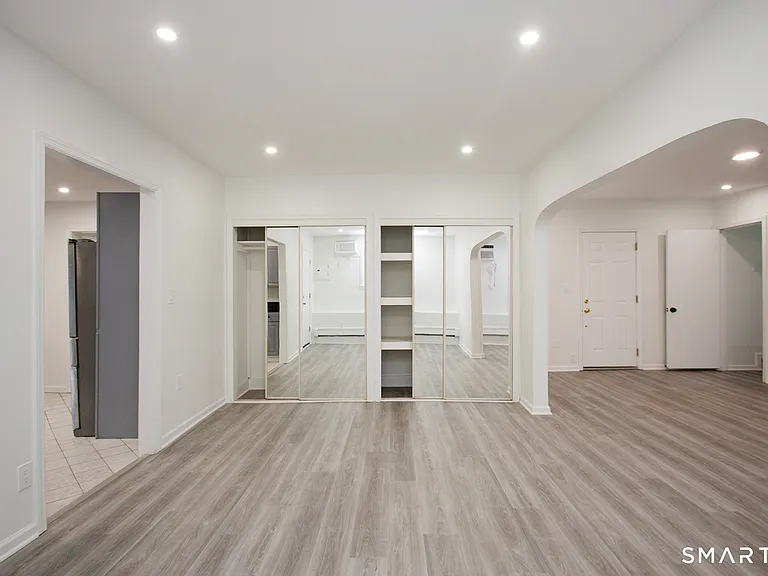 2879 Fairfield Ave #2 — Photo 3