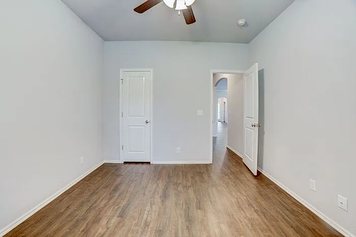 1127 N Boston Ave — Photo 38