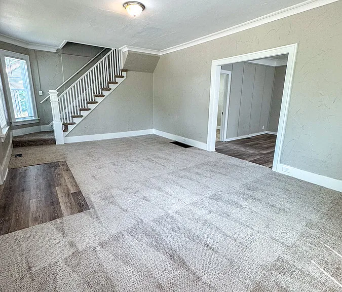 1338 Alpine Ave NW — Photo 5