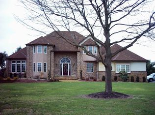 20 N Hockey Dr, Columbus, NJ 08022