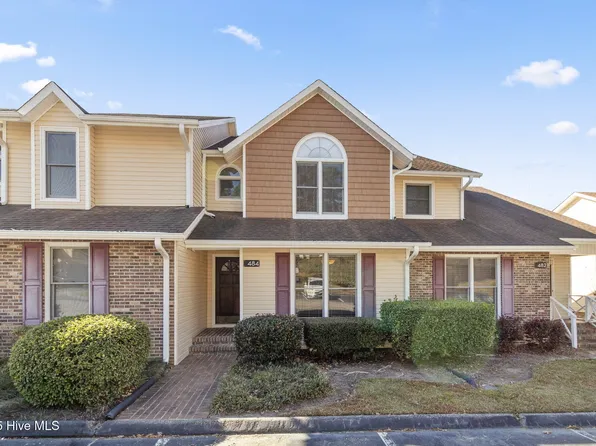 484 Lands End Road, Fayetteville, NC 28314