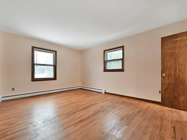 27 Beech St — Photo 18