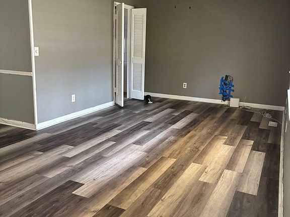 3rd image of 4574 Cedar Ridge Trl