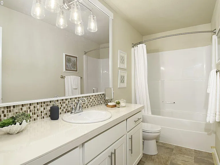 8005 NE Sabo St — Photo 3