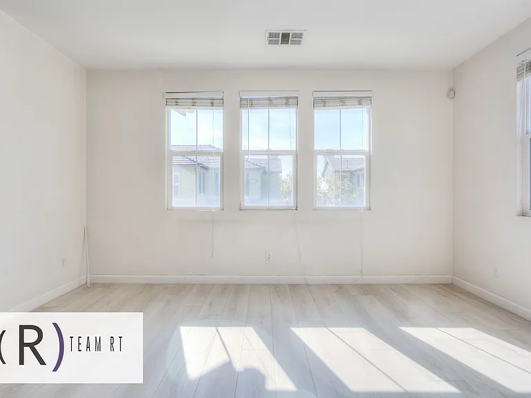 7748 Hess Pl #3 — Photo 10