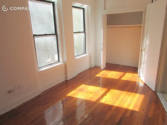 Rented by Compass | media 13