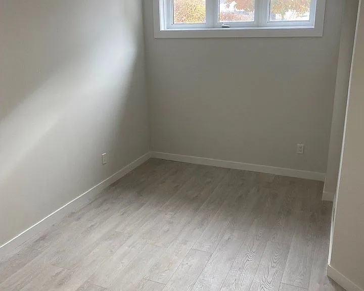 48 Nicole Marie Ave #LOWER — Photo 8