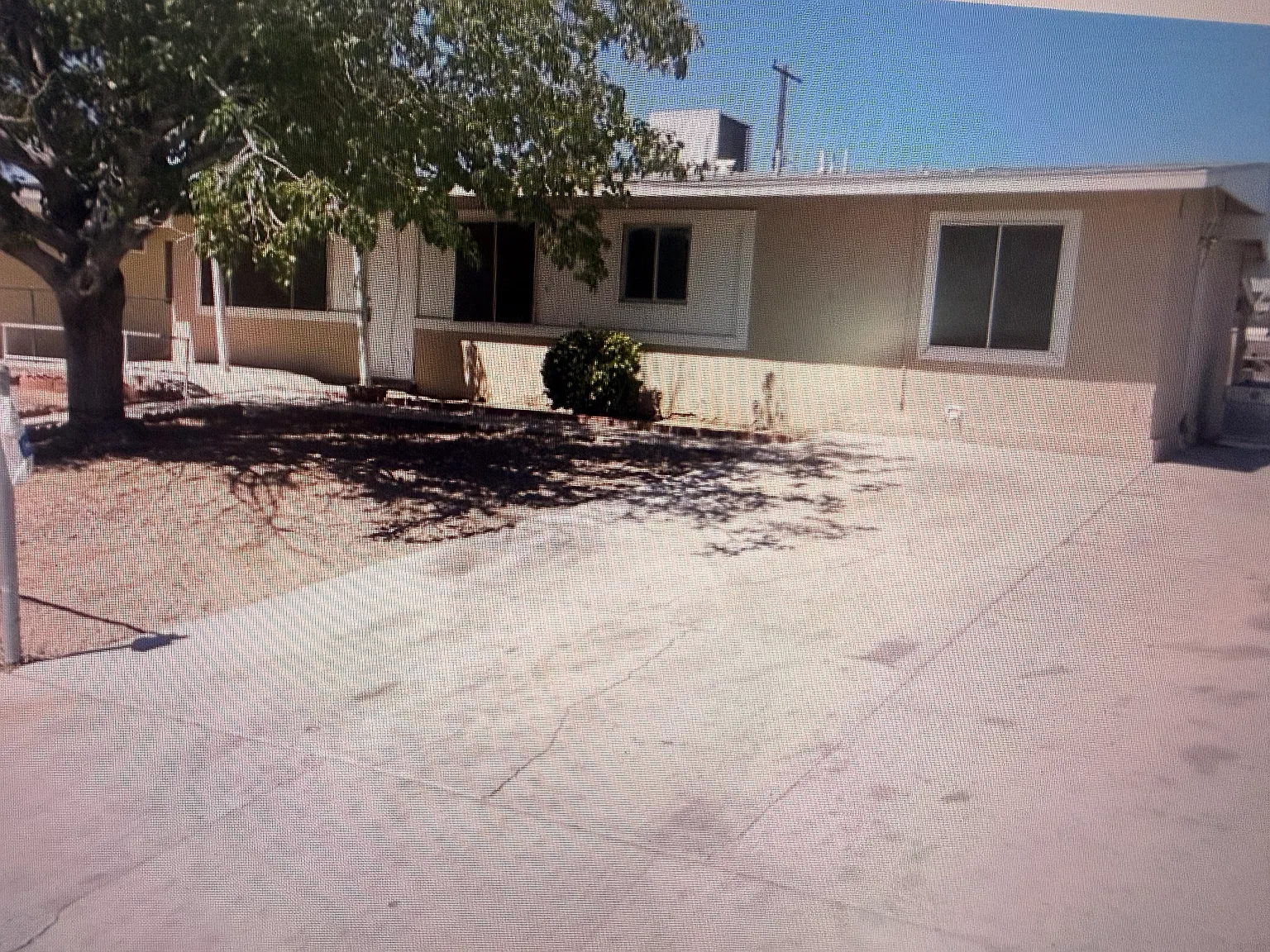 3 bed, 1215 sqft, $1,950 — Photo 1