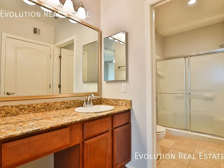 2134 E Broadway Rd #1049 — Photo 18