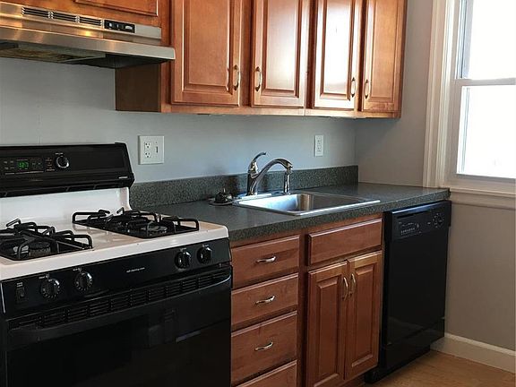 2nd image of 1357 San Jacinto Ct