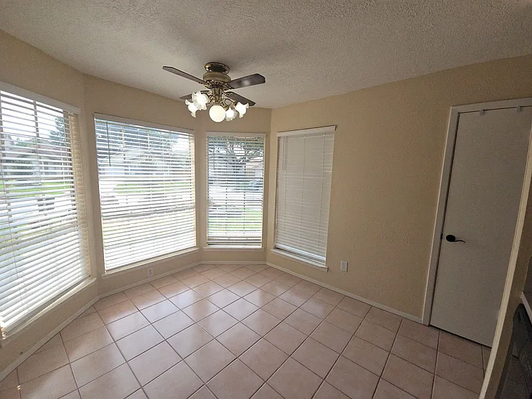 11130 Thunderhaven Dr — Photo 5