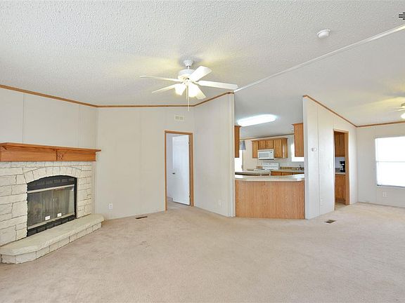 2nd image of 554 New York Dr