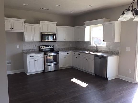 4th image of 1773 Deer Chase Ln