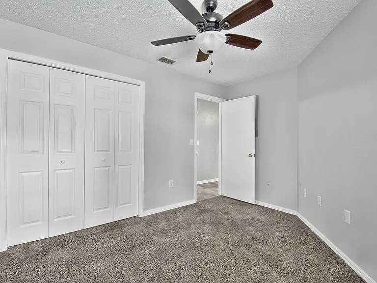 73 Buttonworth Dr #B — Photo 29