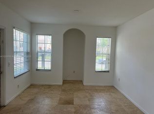 107 Belmont Ln, North Lauderdale, FL 33068