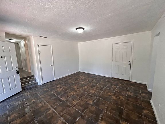 5th image of 9124 Devonshire Blvd