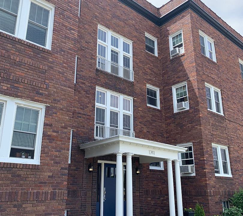1st image of 1741 K St APT B1