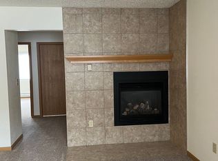 400 Monitor St APT 12, La Crosse, WI 54603