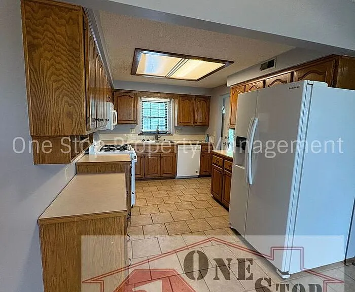 2612 SE 7th Street Ter — Photo 7