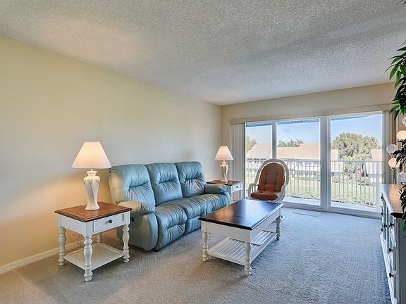 4th image of 6134 S River Run Dr