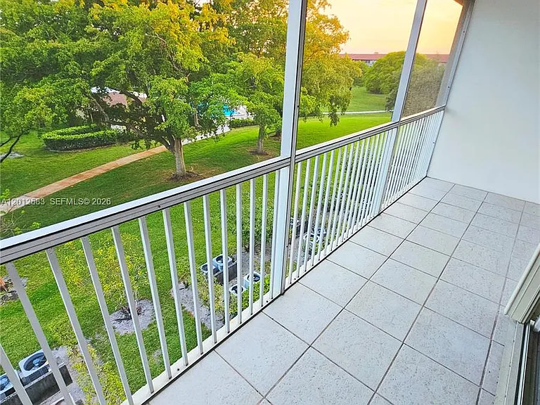 13250 SW 7th Ct #402L — Photo 12