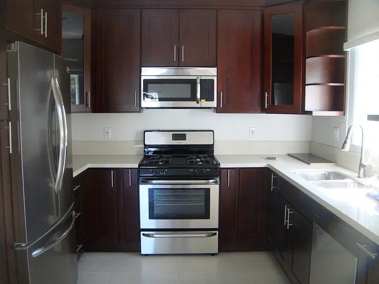 12324 Moorpark St #203 — Photo 10
