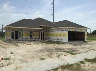 1101 Pinehollow Ln, Corpus Christi, TX 78418