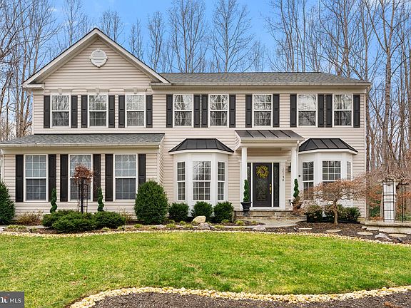 4th image of 17150 Stoneleigh Pl