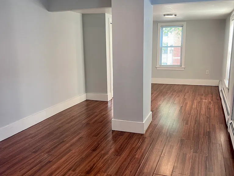 18 West St #1 — Photo 11