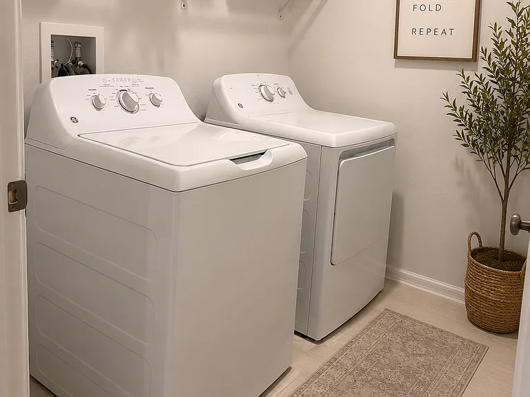 Large Laundry Room with plenty of space.