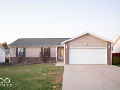 1674 W Democracy St, Greensburg, IN, 47240