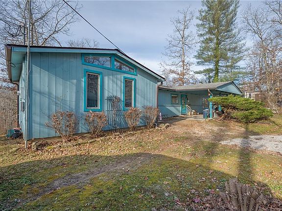 2nd image of 394 Dogwood Ln