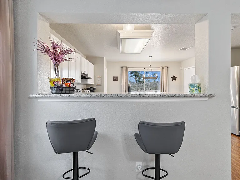4611 Adkins Trl — Photo 11