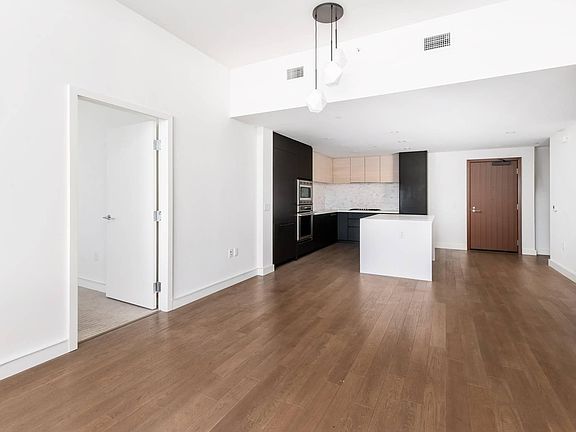 4th image of 1388 Kettner Blvd Unit 408