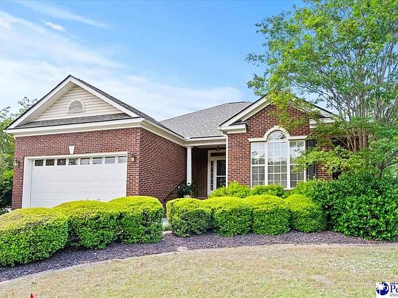 2nd image of 2151 Woodmore Cir