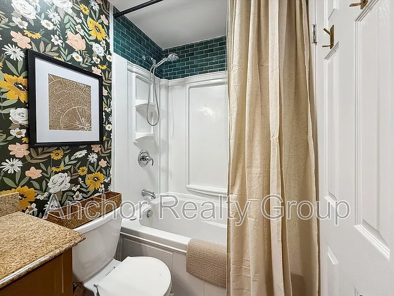 630 Orangewood Dr — Photo 35