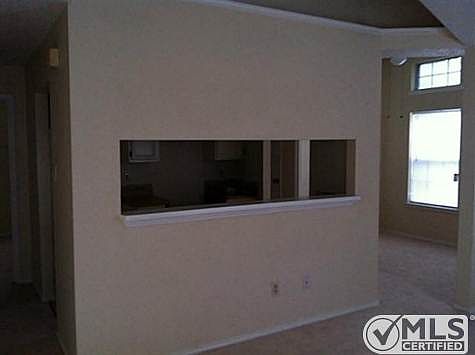 3rd image of 8421 Auburn Dr