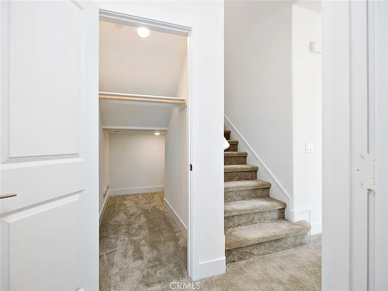 27399 Fox Den Pl — Photo 19
