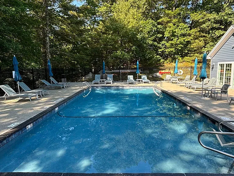 One Arboretum — Photo 29