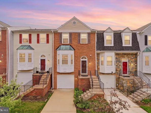 12333 Field Lark Ct, Fairfax, VA 22033