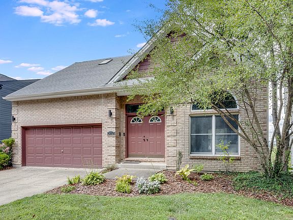 2nd image of 640 Pointe Benton Ln