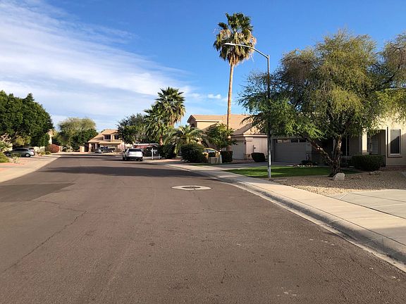 4th image of 7026 W Pontiac Dr