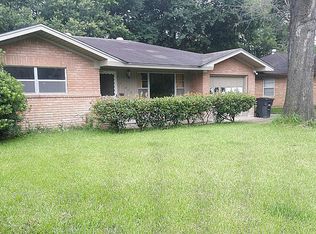 11315 Saginaw Dr, Houston, TX 77076