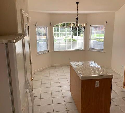 5th image of 2060 E Brandywine Ln